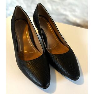 Vionic Mia Black Snake Embossed Pumps Block Heel Comfort Work Office Like New